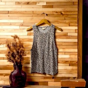 Super comfy Buckle brand tank top